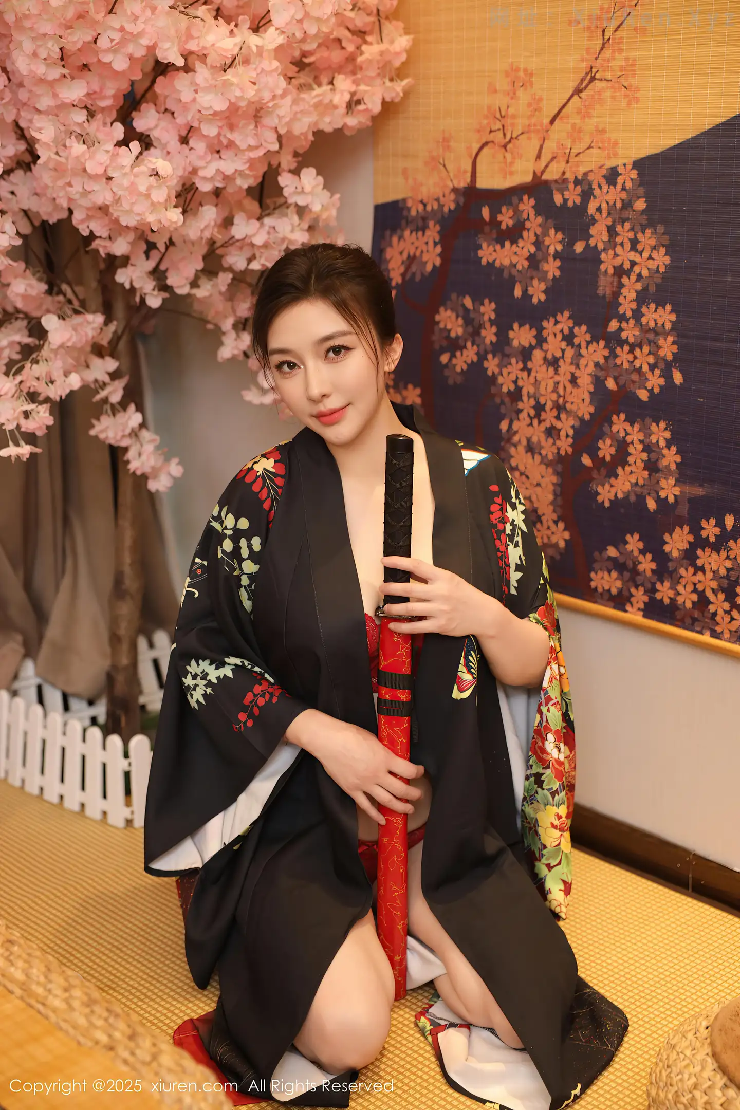 图片[2]-[XiuRen秀人网]VOL.10627 模特苏一诺性感日系黑色服饰露红色内衣秀曼妙身材迷人诱惑写真80P-秀人网官方网站